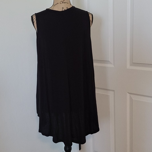 Muscle Tee - Picture 3 of 8